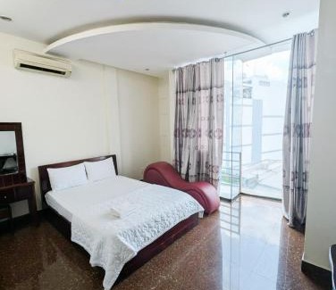 Tan Phu District Hotel | Khách Sạn Hải Miên