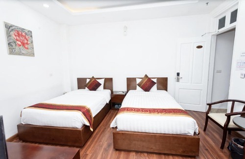 My Đinh Hotel | Khách sạn Rococo