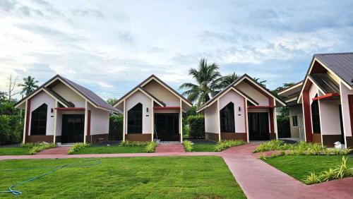 Pa Klok Resort | Khumkatang Resort & Restaurant