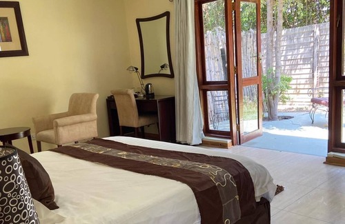 Harare East Bed & Breakfast | Kia Ora Lodge