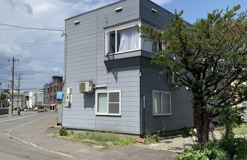 Shiroishi House | Kikusui House