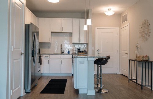 Ponte Vedra Apartment | King Bed Private Balcony W/Pool View/Close to Beach!