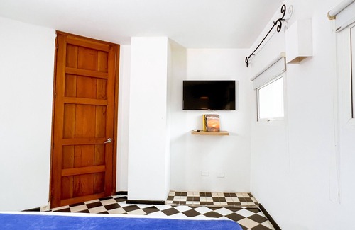 Historic Center House | King Bed With Private Terrace and Pool