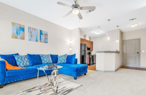 Sweet Auburn Historic District Apartment | King Suite in Heart of ATL