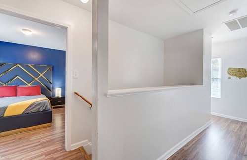 Charlotte House | King Suite w/HotTub Close 2 Uptown New Renovated