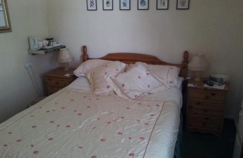 Tavistock Bed & Breakfast | Kingfisher Cottage