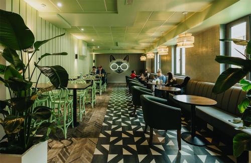 Galway City Centre Hostel | Kinlay Hostel Eyre Square