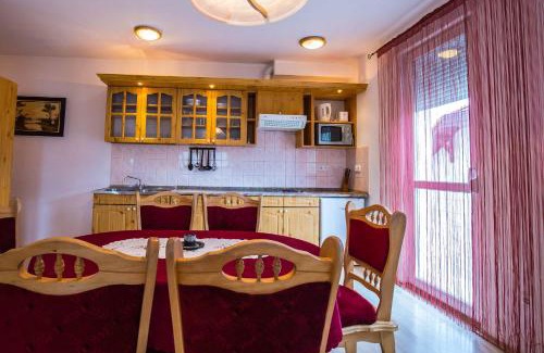 Hajduszoboszlo Apartment | Kis-Gast Panoráma Apartman