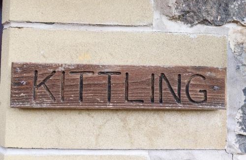 Bamburgh House | Kittling Cottage