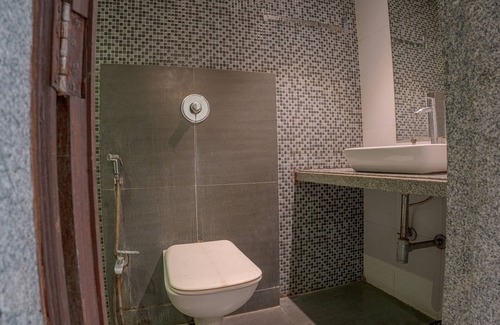 Nerul Hotel | KJSP SEASONS HOTEL