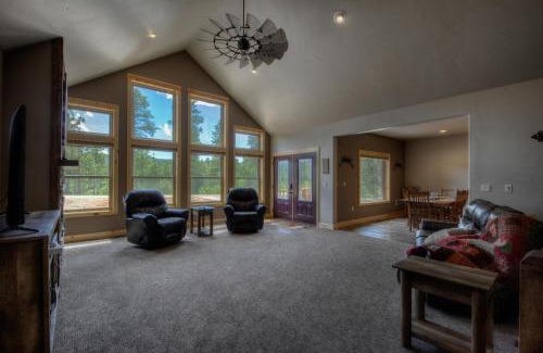 Deadwood House | Klassy Lodge