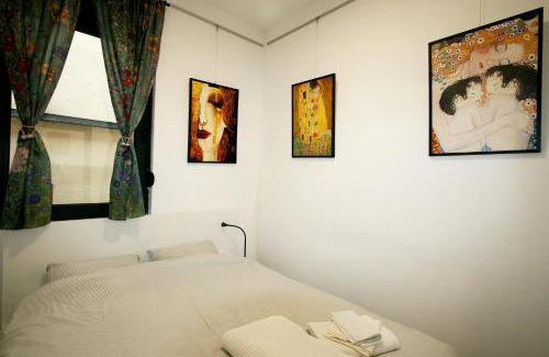 Zvezdara Apartment | Klimt Business Grade All New Comfortable Apartment