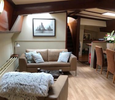 Monnickendam Boat Rental | Klipper Johanna