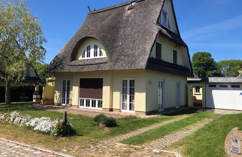 Gross Schwansee House | Klssified as 5 Stars Holiday House, secluded deteached house