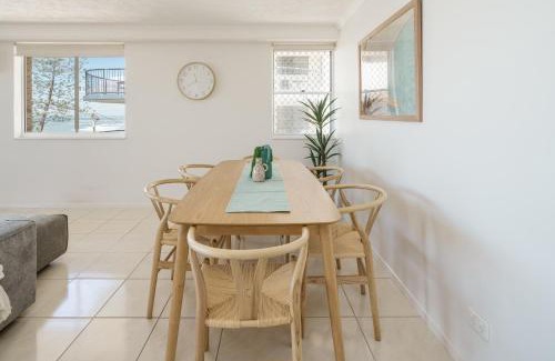 Caloundra Apartment | Kokomo Coastal Charm in Happy Valley