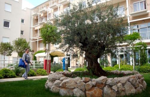 Crikvenica Apartment | Kolombo App