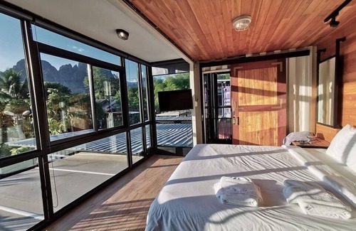 Vang Vieng Hotel | Kong Resort Vangvieng