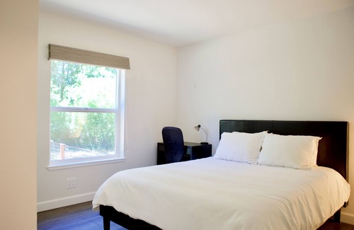Kelseyville Resort | Konocti Lodge - Secluded Forest Getaway