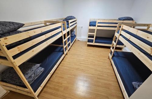 Bagnolet Hostel | Korean Style Minbak C'est la Vie PARIS