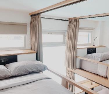 Batu Bolong Hostel | Kos One Hostel