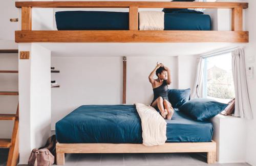 Batu Bolong Hostel | Kos One Hostel