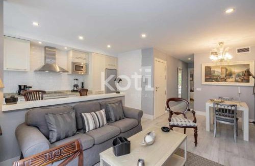 Fuengirola City Centre Apartment | Koti Rentals - El patio de Cervantes