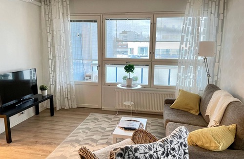 Lahti Apartment | Kotimaailma KotikaksioKirkkok saunalla