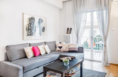 Filopappou Apartment | Koukaki Apartment with a Sunny Balcony, near the Acropolis