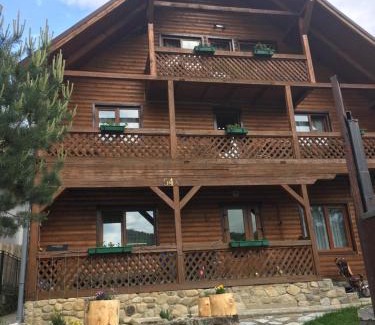 Yaremche Cabin | Kray Dorogy