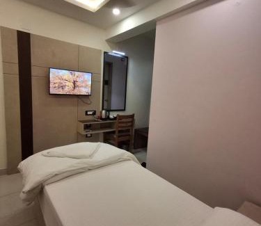 Beltangadi Hotel | Krishnavasyam lodging