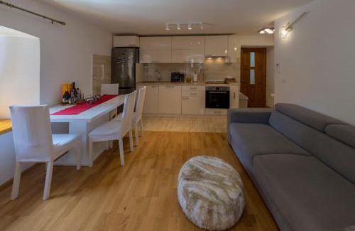 Skradin Apartment | Krka Waterfalls