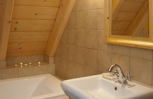 Szczyrk Hotel | KRUPÓWKA MOUNTAIN RESORT - Widokowy hotel z basenami i wellness