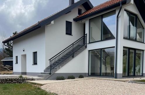 Canton 10 House | Kuća za odmor Rosa