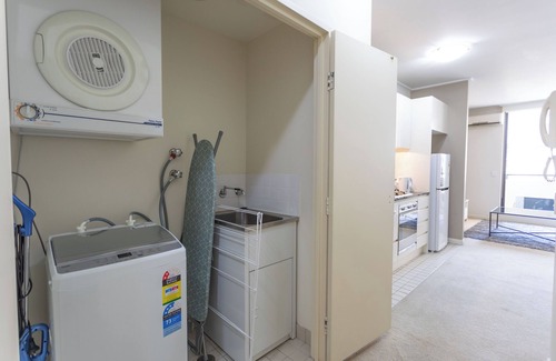 North Sydney Apartment | KULA - Premium One Bed Apartment