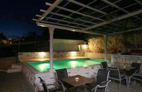 Montovjerna House | Kusalo Guesthouse