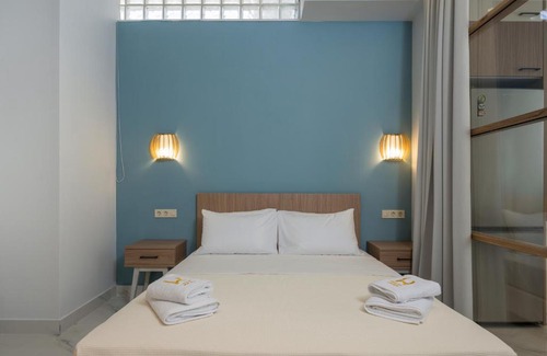 Kolymbari Apartment | Kyma Accommodation Beachfront apartments