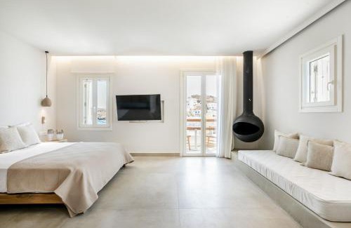 Loutra Hotel | Kythnos Blue - Suite 4 Luxurious, Sea Front
