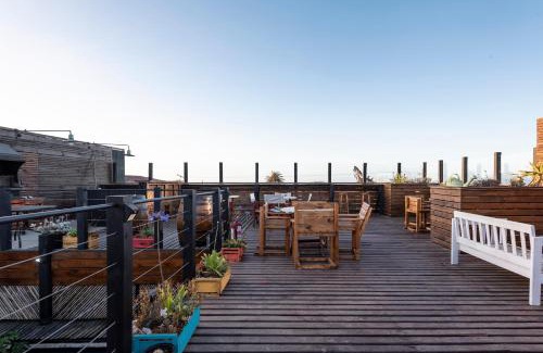 Pichilemu House | LÖF Hostal
