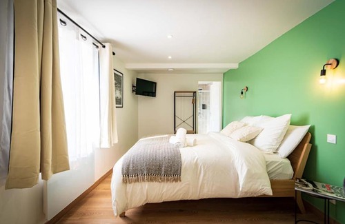 Saint-Quentin Apartment | L'Albatros 005 - Hypercentre * Cosy * Wifi