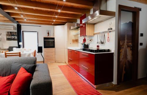Pescantina Apartment | L'Angolo di Max 23