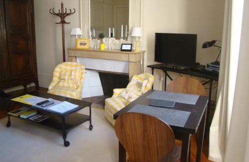 Besancon Old Town Apartment | L'Annexe Apparthôtel du 11 C, 3 étoiles, studio