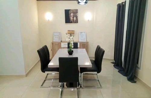 Pointe-Noire Apartment | L"appart de la plage