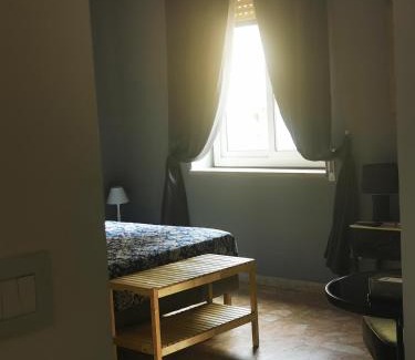 Syracuse Bed & Breakfast | L'ARENA ROOM
