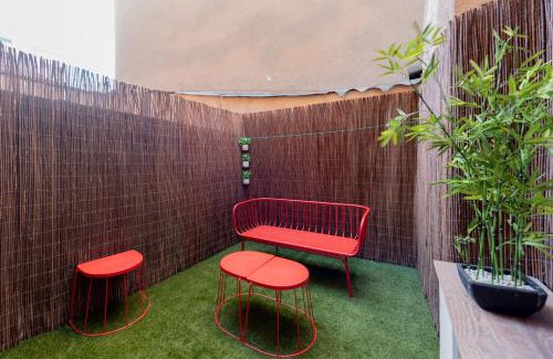 Saint - Aubin - Dupuy Apartment | L'Aubuisson - Apt Climatisé Avec Terrasse Privée