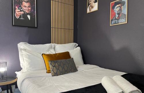 Evreux Apartment | L'icône du cinéma - Studio cosy - Gare - Centre-ville Evreux - Wifi