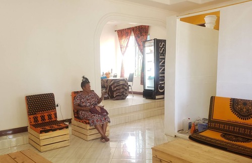 Dar es Salaam Bed & Breakfast | L&J modern backpackers Kigamboni