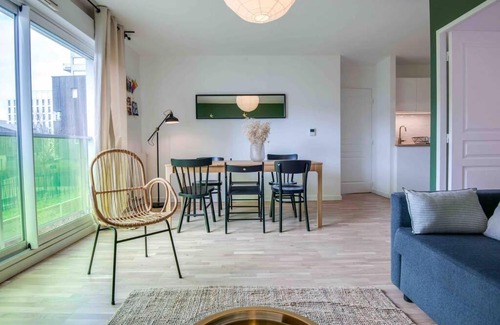 Vieux Malakoff Apartment | L'Oasis Urbain, Location T4 cosy, 6/8 pers, gare SNCF à 2 pas, + parking privé