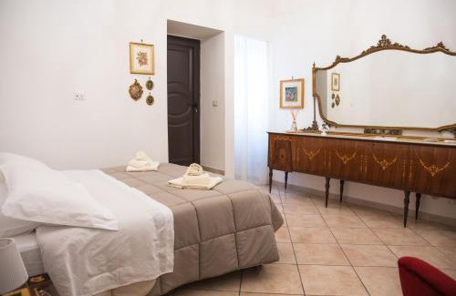Mola di Bari House | L'ulivo - A due passi dal Mare