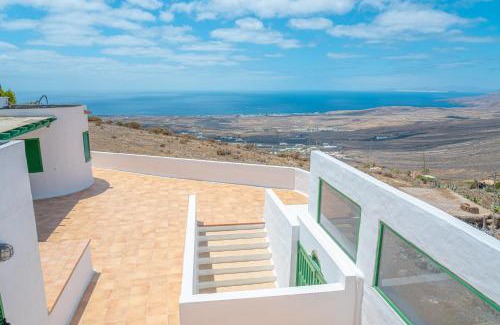 La Asomada Villa | La Asomada Suite Moon Lanzarote