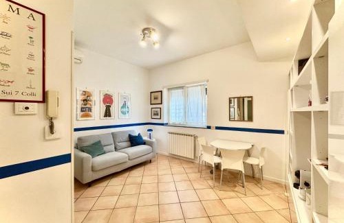 Quartiere XV Della Vittoria Apartment | La Casa Blu